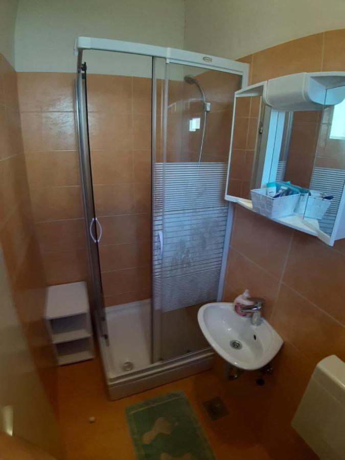 Apartmani Milka Пакоштане Екстер'єр фото
